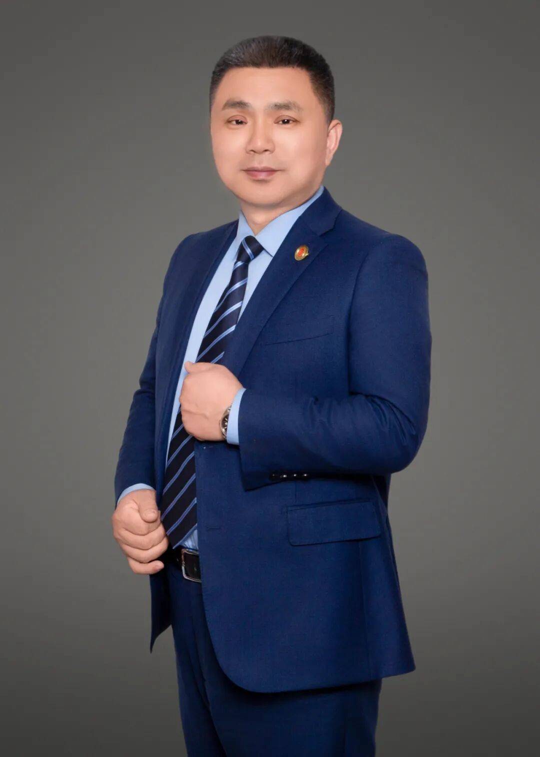 二姐夫帮忙装修房子<strong></p>
<p>吉视传媒股票</strong>,铺瓷砖后卷走3万多装修款,这是违约还是诈骗?