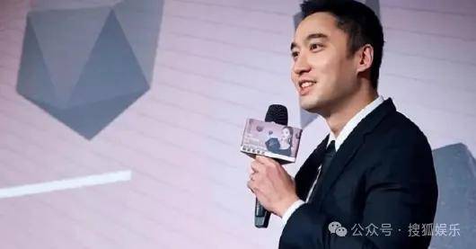 第三段婚姻亮红灯<strong></p>
<p>小商品城股票</strong>?他不会又要离婚了吧......