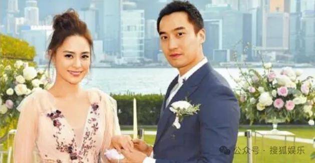 第三段婚姻亮红灯<strong></p>
<p>小商品城股票</strong>?他不会又要离婚了吧......