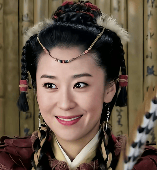 考古｜苗圃被称内娱无代餐！巅峰期隐退嫁大19岁富商<strong></p>
<p>小商品城股票</strong>，如今儿女双全成人生赢家