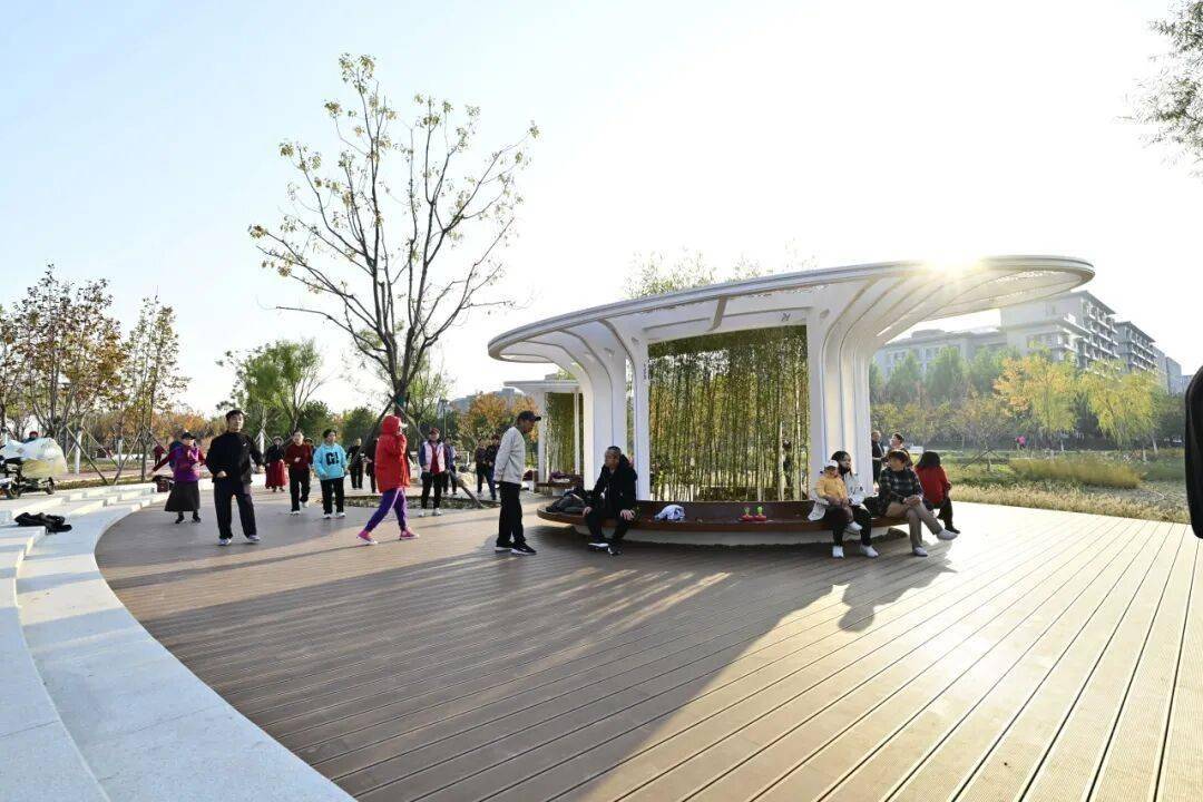 北京新添一个超美大公园<strong></p>
<p>小商品城股票</strong>！占地超300亩