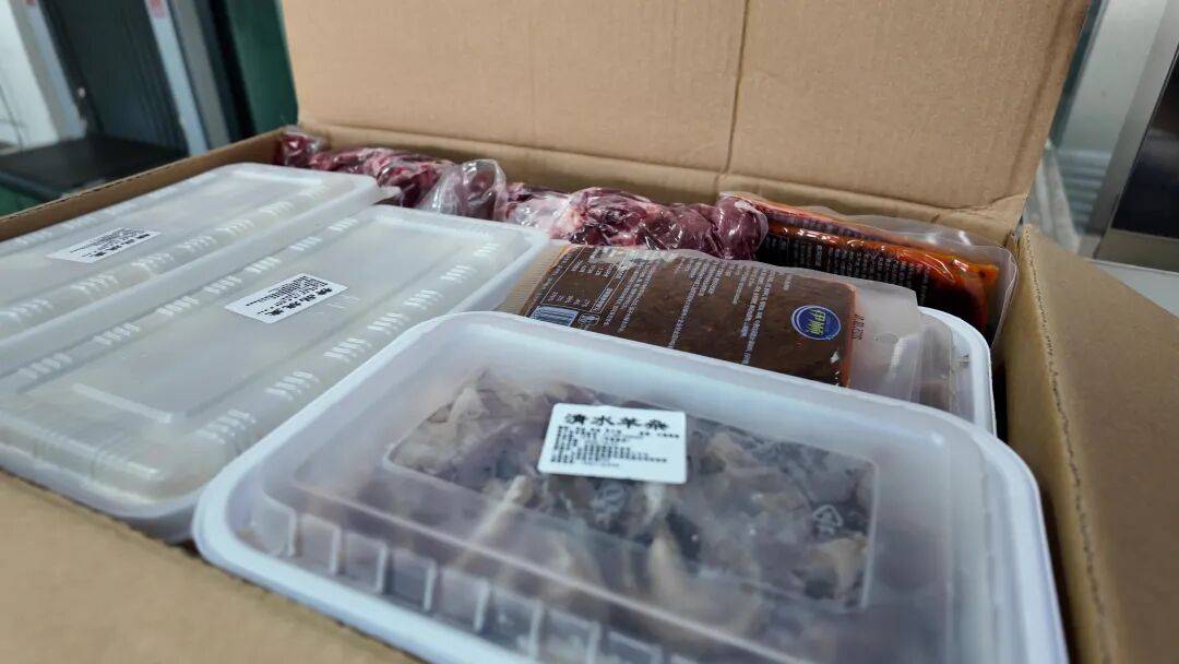 朝发午至！“多亏高铁<strong></p>
<p>锦龙股份股票</strong>，牛羊肉根本不愁卖！”