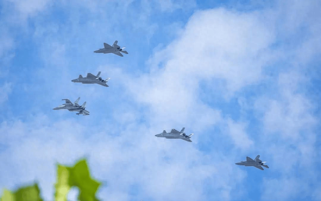 高市早苗通知全球<strong></p>
<p>兴业银行股票</strong>,不撤回涉台言论,话音刚落,解放军攻击11亮相