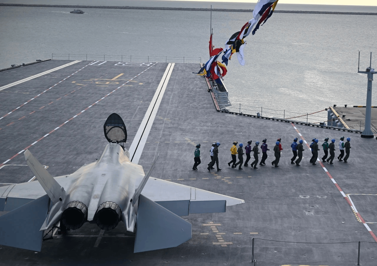 高市早苗通知全球<strong></p>
<p>兴业银行股票</strong>,不撤回涉台言论,话音刚落,解放军攻击11亮相