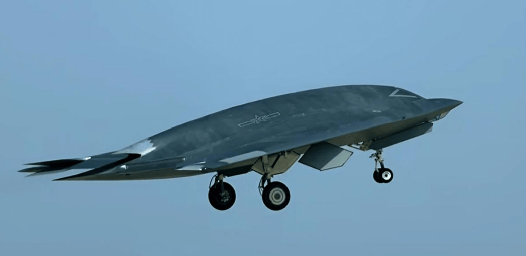 福建舰上班后<strong></p>
<p>兴业银行股票</strong>,中国空军也不藏了!轰隆一声巨响,歼20旁多了架新战机