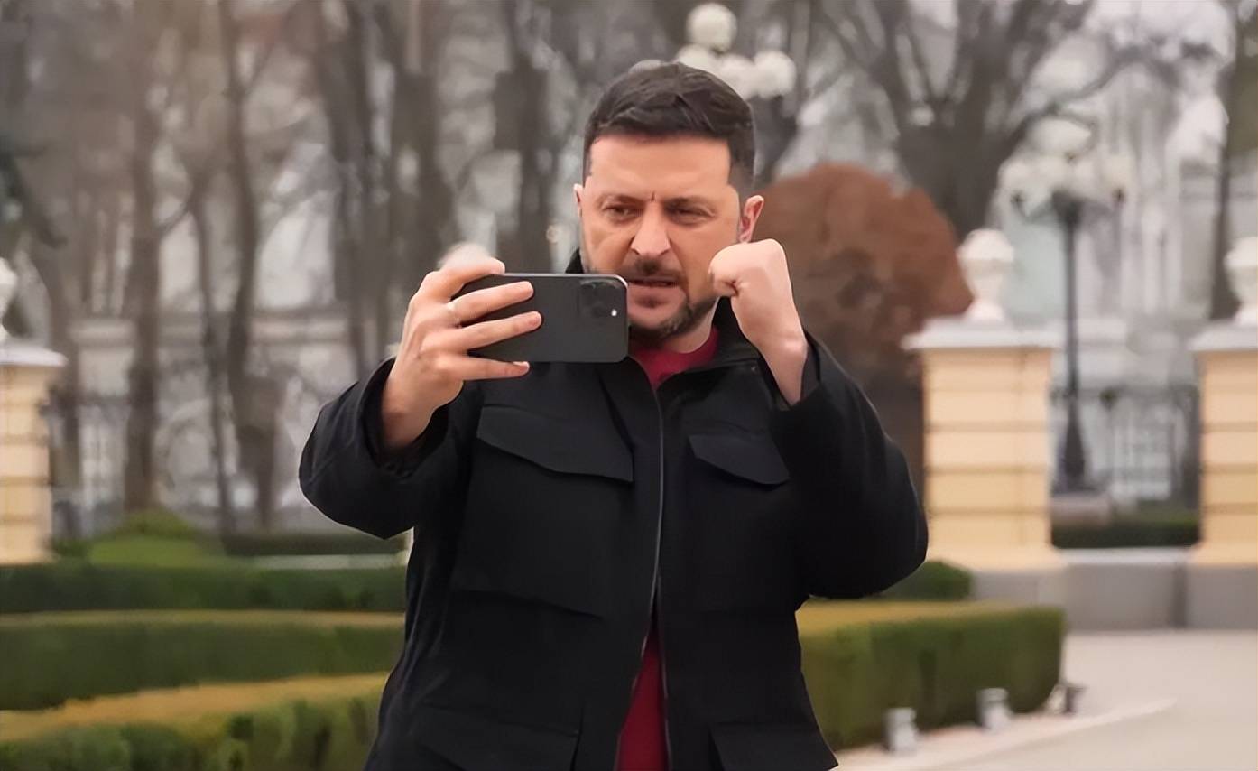 专访中途两度断电成笑柄!泽连斯基宣称乌克兰将胜利<strong></p>
<p>兴业银行股票</strong>,实则美军撤离援乌弹药缺口达 40%?