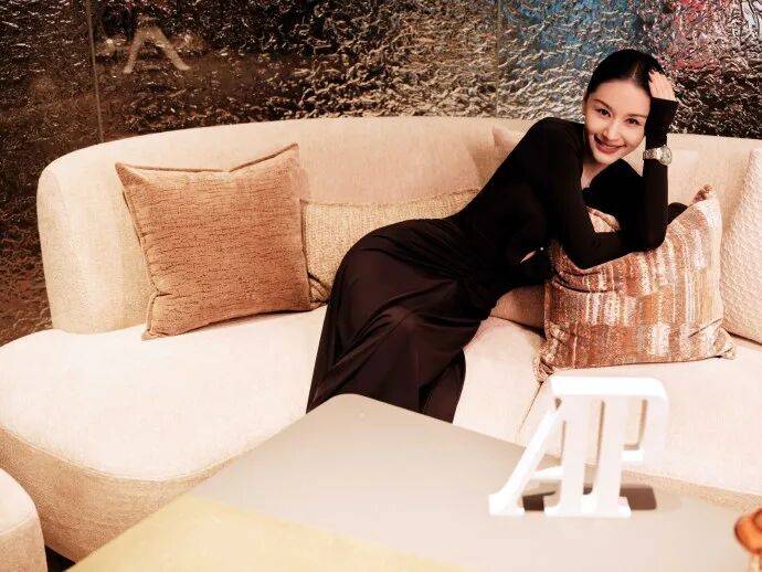 王子文:孩子是最重要的<strong></p>
<p>山东黄金股票</strong>,我演不出一模一样的曲筱绡