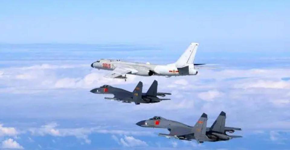 解放军出动多架轰炸机<strong></p>
<p>山东黄金股票</strong>，对菲律宾强硬表态