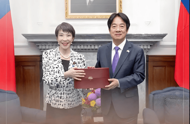 “高赖”一唱一和<strong></p>
<p>山东黄金股票</strong>,倒逼我们必须加速统一