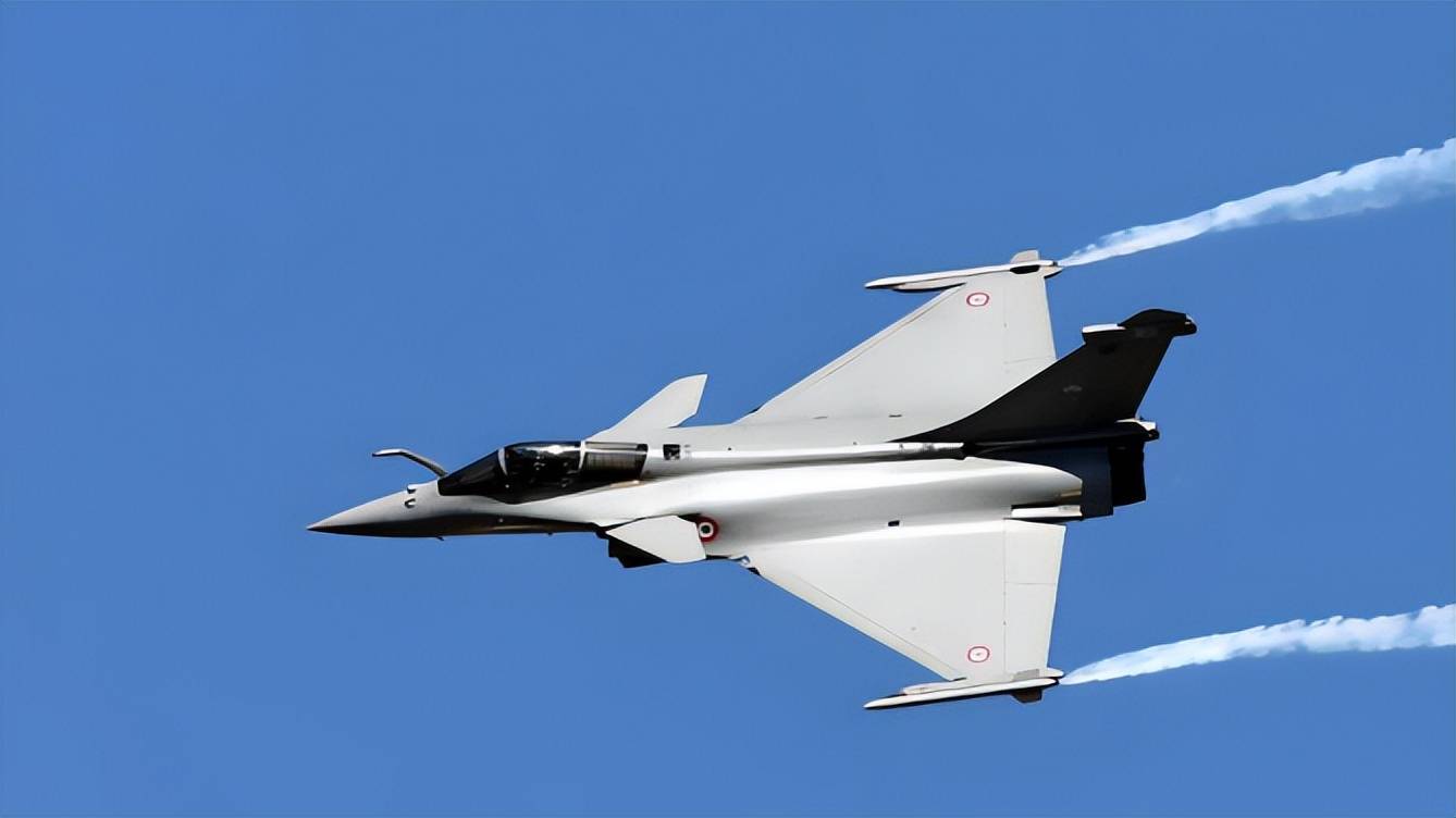 出大事了!百架战机开路<strong></p>
<p>高新兴股票</strong>,乌克兰迎来新靠山?克宫表态:不足为惧,事情果然不简单