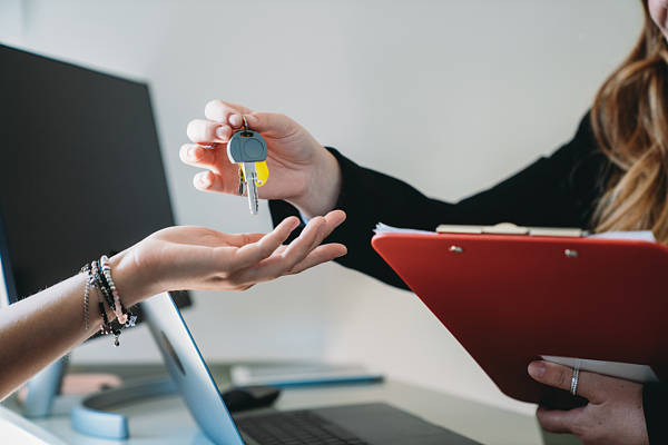 85套法拍房办证难<strong></p>
<p>中公教育股票</strong>,草台班子式操作让人咋舌