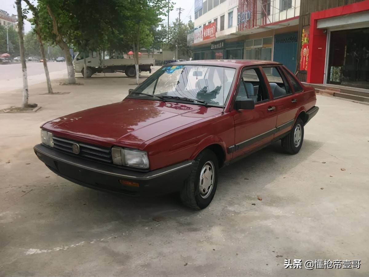 无间道?山西警察中队长抢运钞车<strong></p>
<p>中国电信股票</strong>,被同事百发子弹乱枪击毙