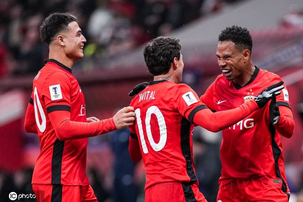 继续垫底<strong></p>
<p>中国电信股票</strong>!亚冠-林皇2射1传维塔尔世界波 海港主场1-3首尔