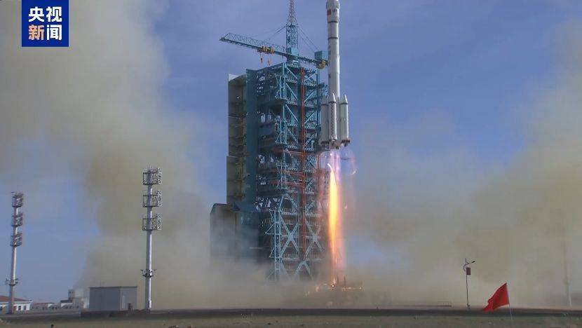 首次应急发射<strong></p>
<p>中国电信股票</strong>!神舟二十二号飞船发射圆满成功!飞船上装了啥?怎么装?一文揭秘