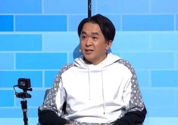 考古|港圈富二代曝被百名女星投怀送抱?交往3个女友雨露均沾<strong></p>
<p>格林美股票</strong>,他是现代韦小宝