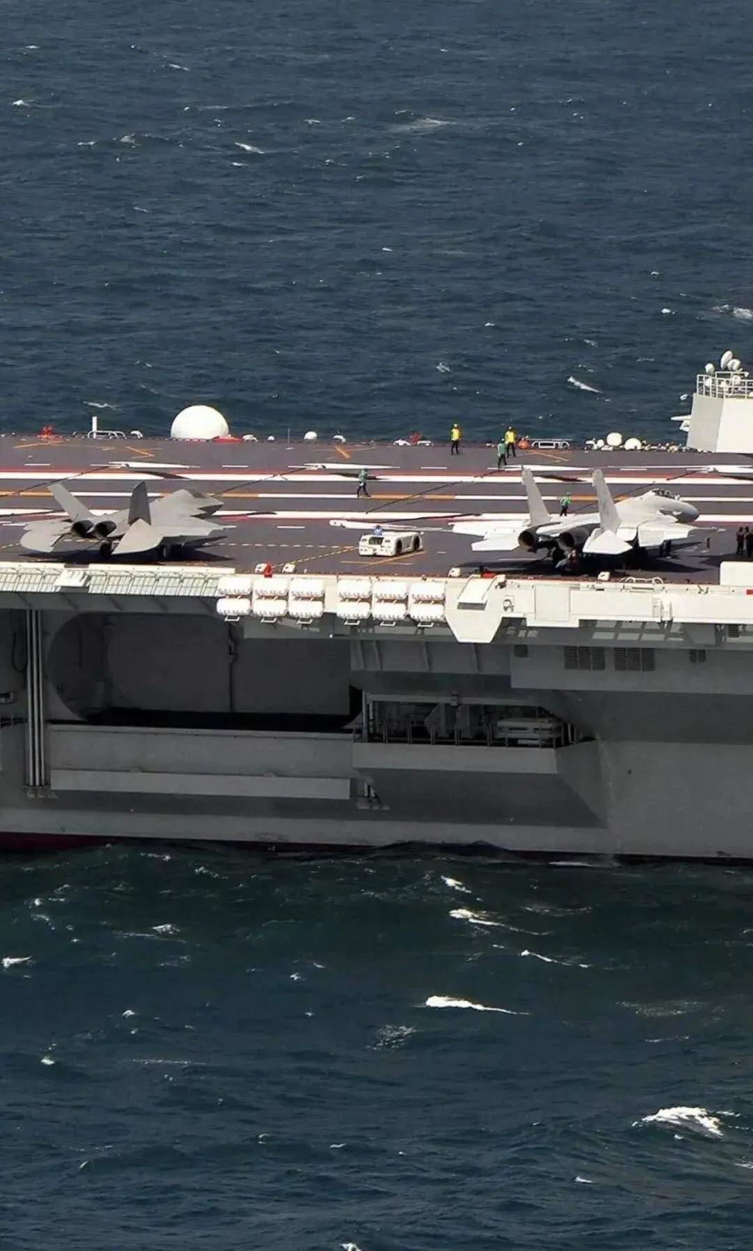 “福建”舰惊现神秘设备:堂堂航空母舰<strong></p>
<p>格林美股票</strong>,安装鱼雷发射管想干啥?