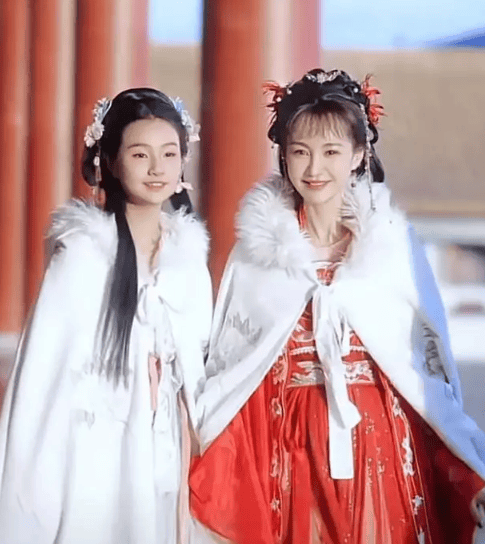 考古|杨雪女儿为妈妈拍站姐图<strong></p>
<p>同花顺炒股票</strong>,颜值重现“江玉燕”,最美反派还是个宝藏女神!