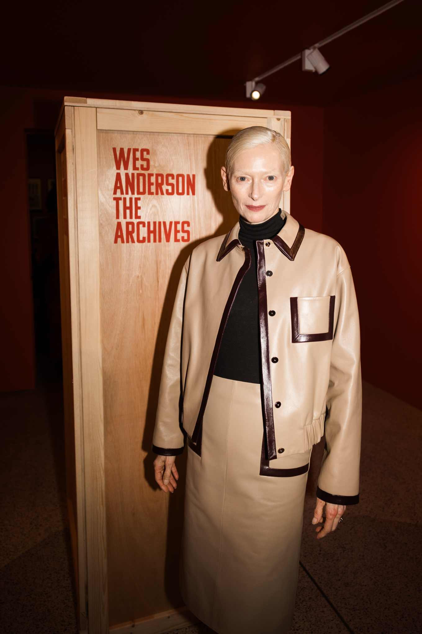 王楚然一席蓝色复古裙惊艳成都<strong></p>
<p>铜陵有色股票</strong>,欧阳娜娜一身LV看展愈加熟女风!