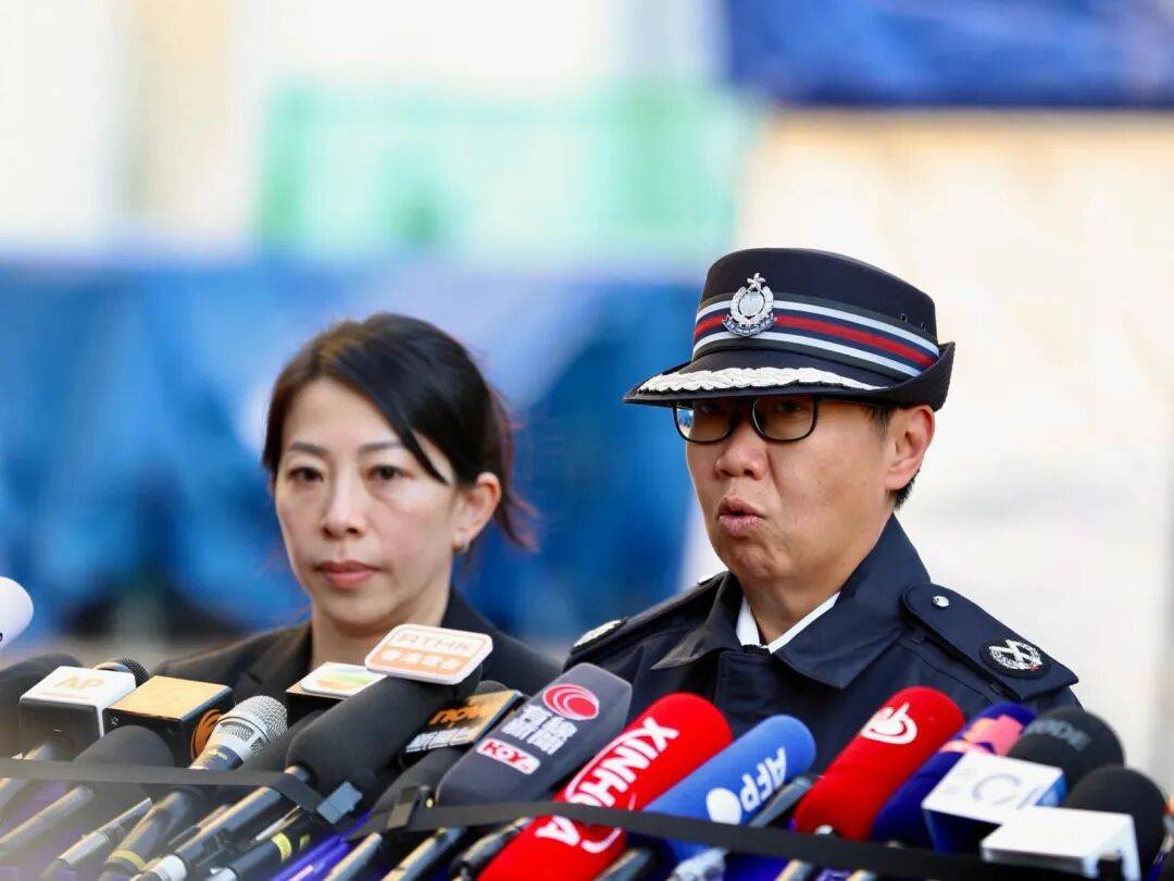香港警方含泪哽咽通报:有的遗体已经化成灰烬<strong></p>
<p>交通银行股票</strong>,不排除最后未必能将所有失联人士带出来