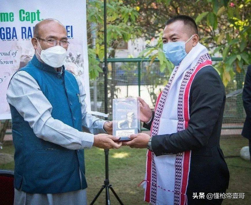 第一个扑向祁团长的印军黄种人面孔<strong></p>
<p>舍得股票</strong>,他到底是什么人?