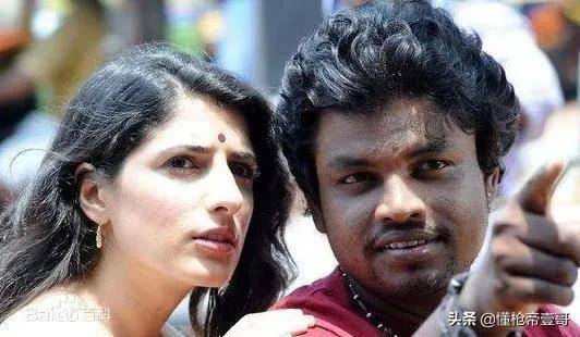 第一个扑向祁团长的印军黄种人面孔<strong></p>
<p>舍得股票</strong>,他到底是什么人?