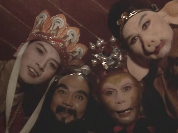 “50块帆布包配3000块包挂”<strong></p>
<p>舍得股票</strong>,时髦年轻人背半个身家出门