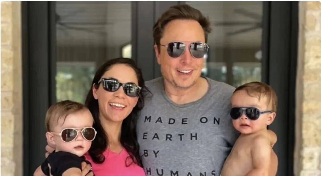 马斯克官宣小15岁高管女友<strong></p>
<p>舍得股票</strong>,毕业于耶鲁大学是AI专家,马斯克母亲力赞:她又智慧又独立