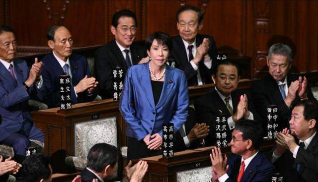 歼15对日机亮剑<strong></p>
<p>第一创业股票</strong>,美防长紧急警告日本,高市早苗却发言要求中方