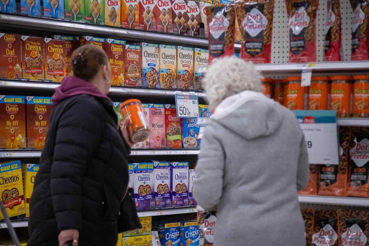 调查:近三成美国人承认在自助结账时“顺手牵羊”