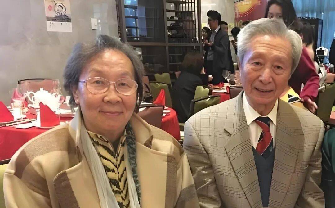 钟瑞去世<strong></p>
<p>上海电气股票股吧</strong>!宋世雄永别爱妻!