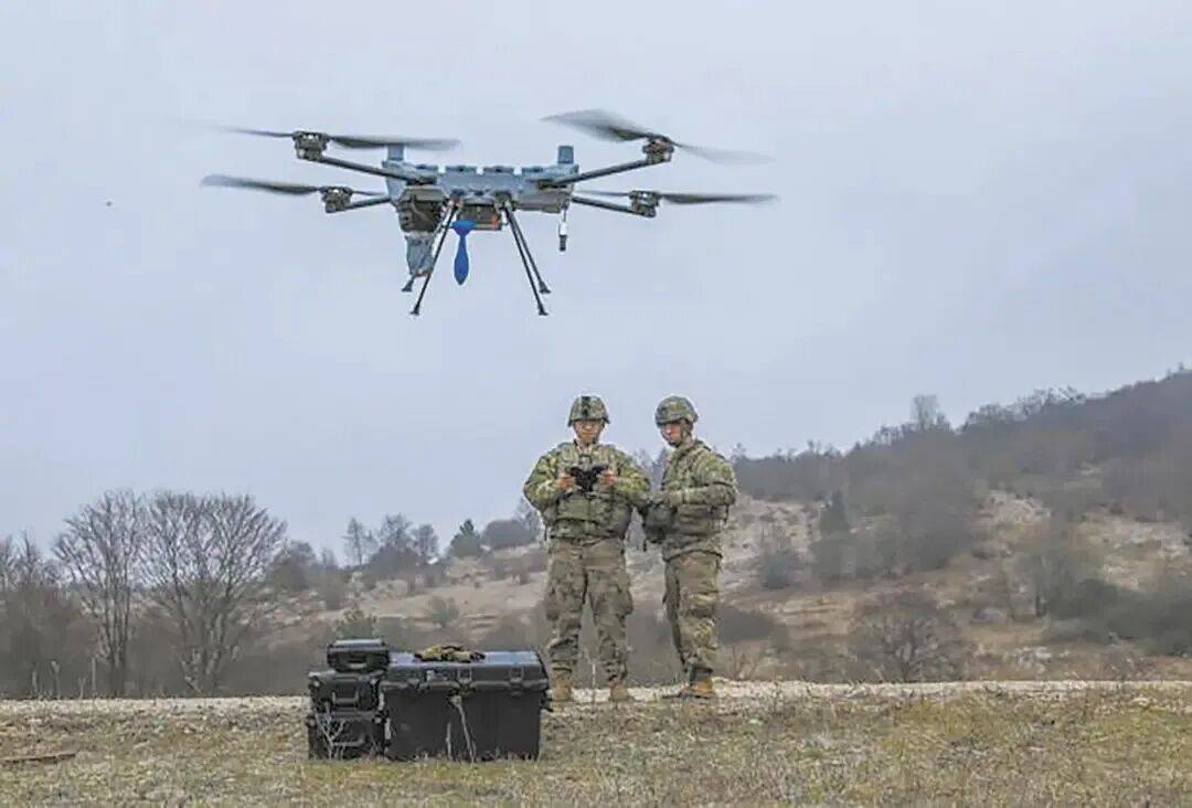 美军为何“抄作业”<strong></p>
<p>上海电气股票股吧</strong>?大批量“山寨”对手的无人机……