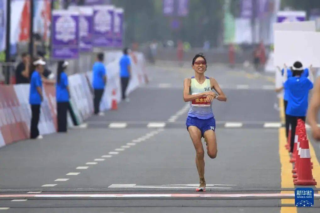 “最快女护士”张水华：今日在医院上班<strong></p>
<p>上海电气股票股吧</strong>，未参加“家门口的”福州马拉松；护士长回应