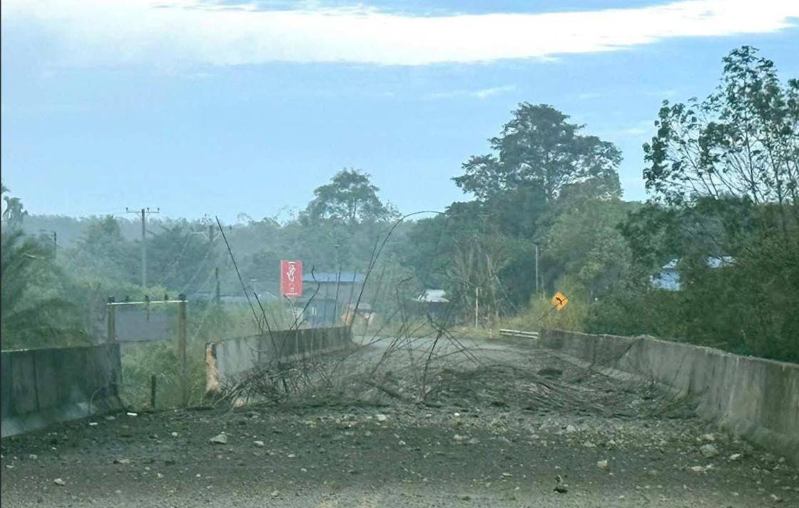 炸大桥<strong></p>
<p>海南航空股票</strong>，炸赌场，F-16突防红旗12，泰国拒绝停火，跟特朗普唱反调