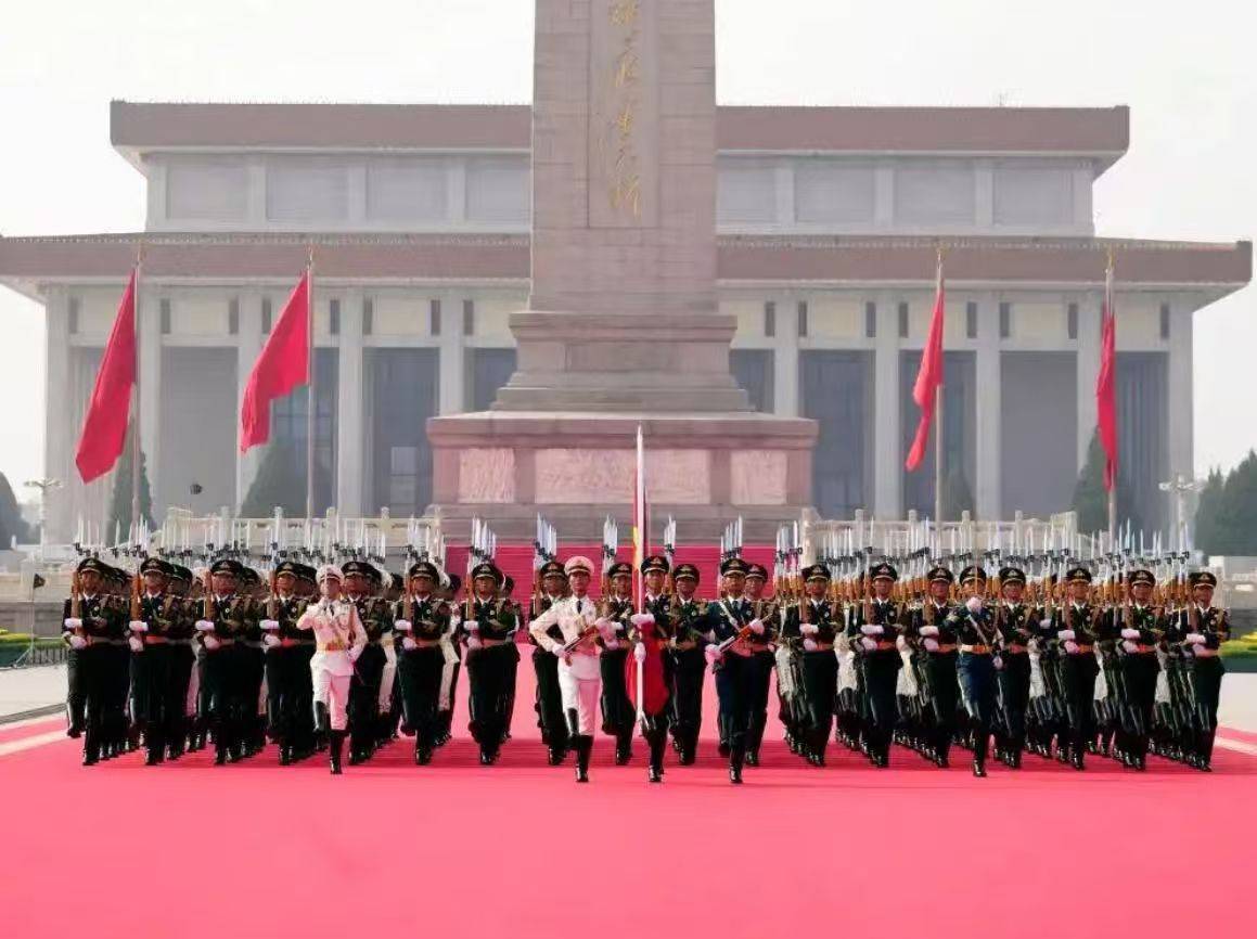 仅剩 27 天！特朗普主动求与中国谈判<strong></p>
<p>中国中免股票</strong>，中方断然回绝，毫无协商余地