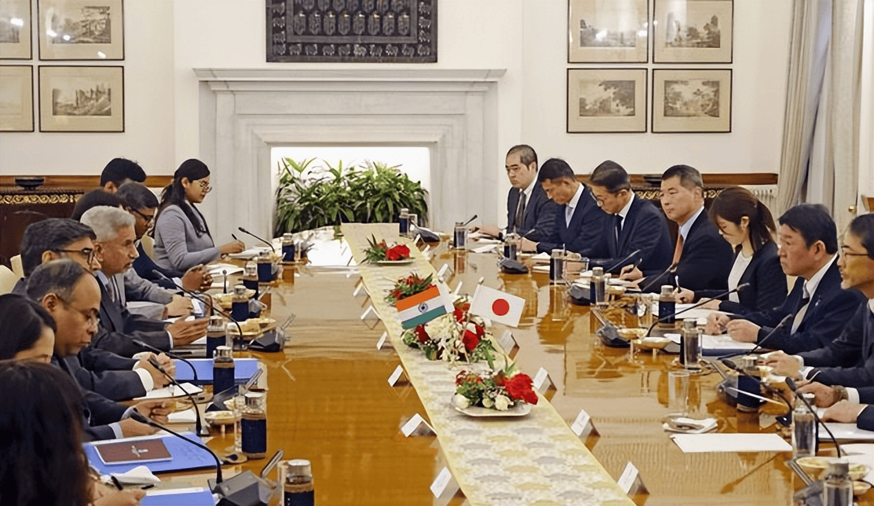 高市早苗硬起来了?扬言邀请世界各国<strong></p>
<p>中国卫星股票</strong>，一起反抗中方“压迫”