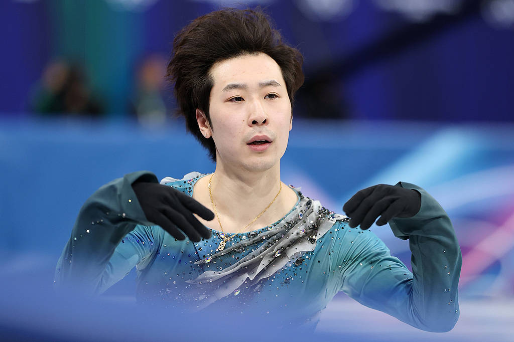 冬奥前瞻：花样滑冰团体金牌出炉 单板平行大回转中国5将出战