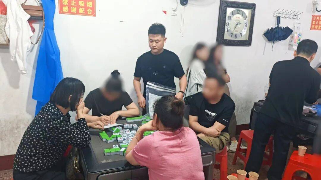 湖南汨罗一麻将馆被查<strong></p>
<p>葫芦娃股票</strong>，28人被罚，2人被采取刑事强制措施