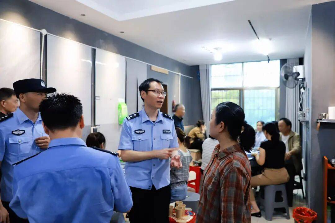 湖南汨罗一麻将馆被查<strong></p>
<p>葫芦娃股票</strong>，28人被罚，2人被采取刑事强制措施